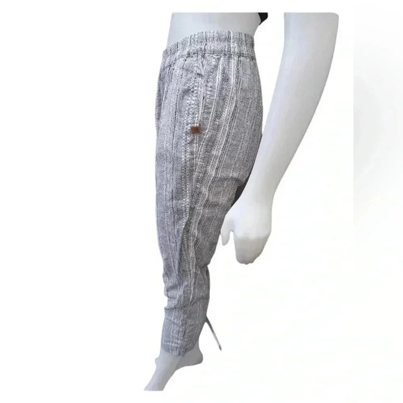 Roots Hemp Collection Black  White Capri Size Small - Picture 4 of 10